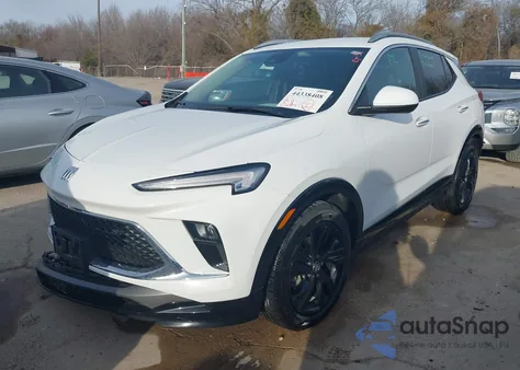 2024 Buick Encore Gx Sport Touring Fwd z USA, uszkodzony, nr VIN KL4AMDSL0RB208267